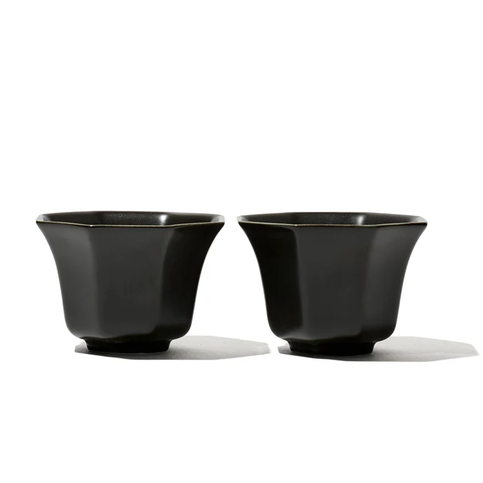 DAVIDsTEA Black Camellia Ceramic Teapot & Teacup Set - Image 3